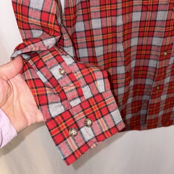 Boston Traders Flannel Shirt Red Plaid Button Down 100% Cotton Men’s Small NWT - Picture 3 of 9